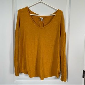 Women’s sweater